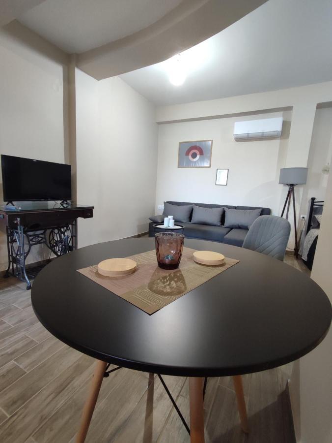 Aithra Studio Tripoli Luaran gambar