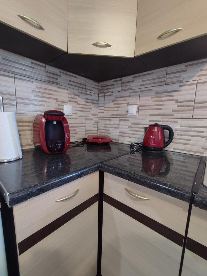 Aithra Studio Tripoli Luaran gambar